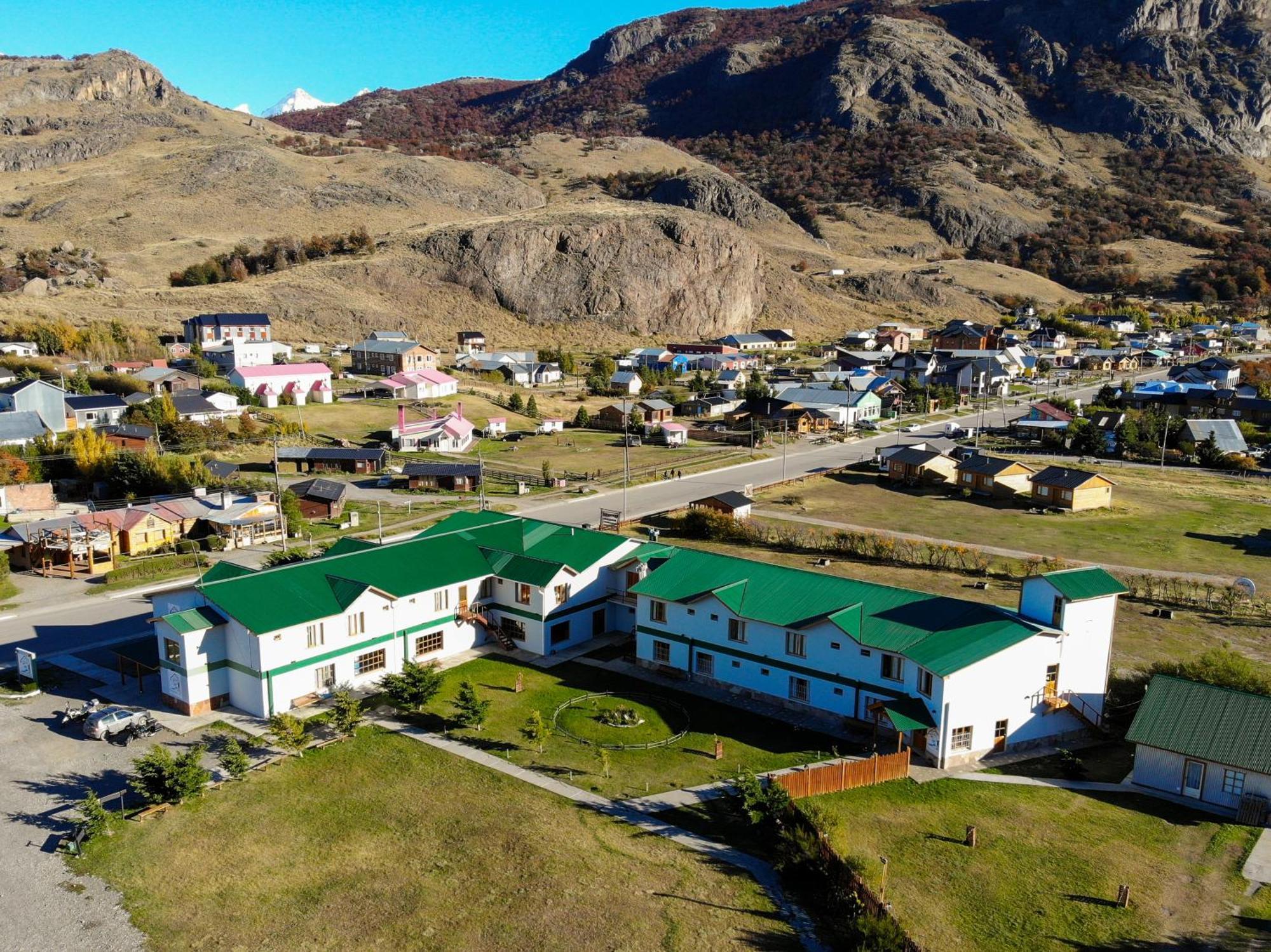 Hostel Pioneros Del Valle El Chalten Dış mekan fotoğraf